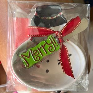 Perfect hostess gift -Snowman set! Bowl, napkins spreading knife. Never opened